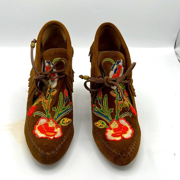 Tory Burch - Picture 1 of 8